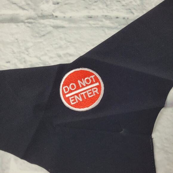 NWT Commando No Entry Applique Thong size S/M - Picture 2 of 7